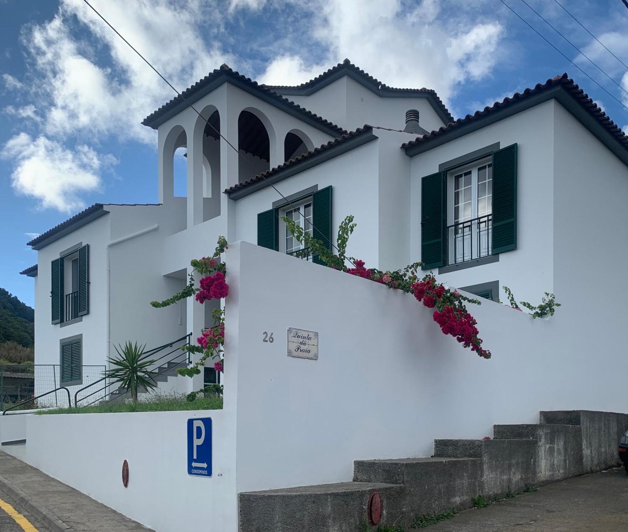 Azor Beach Lodge Ponta Delgada Eksteriør bilde